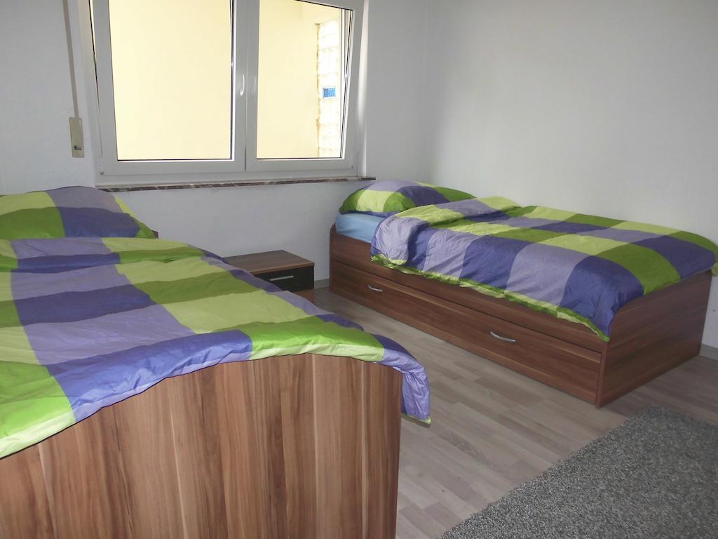 Frankfurt Airport & Fair Apartment Kelsterbach Bilik gambar