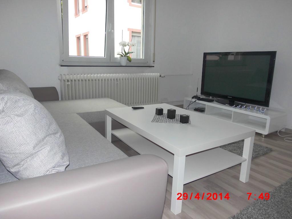 Frankfurt Airport & Fair Apartment Kelsterbach Bilik gambar
